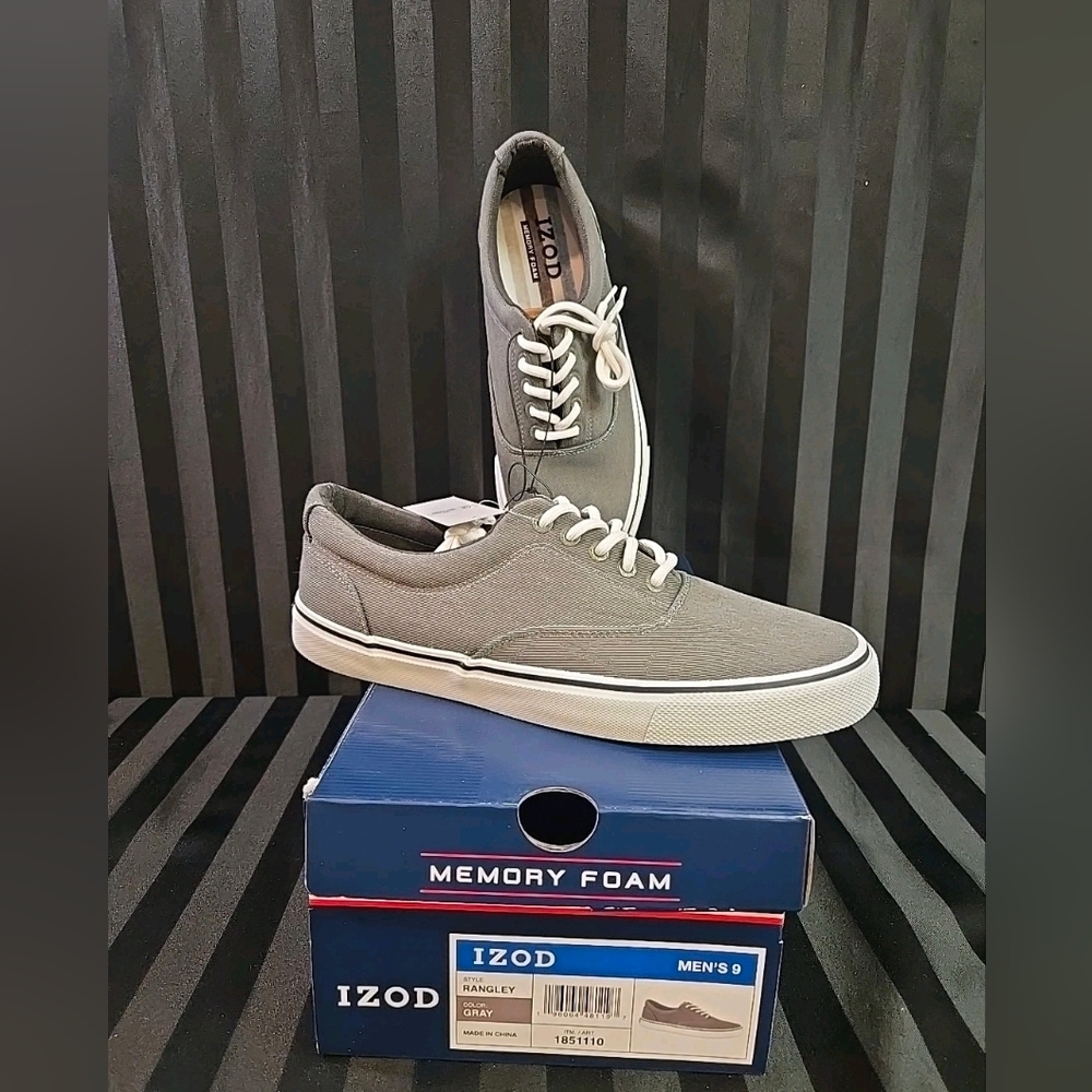 Men's US Size 9 IZOD Rangley Canvas Casual Sneakers With Memory Foam Gray